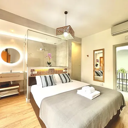Unique House - Private Spa&pool -stayinseville Сasa de vacaciones