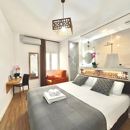 Unique House - Private Spa&pool -stayinseville Сasa de vacaciones Sevilla