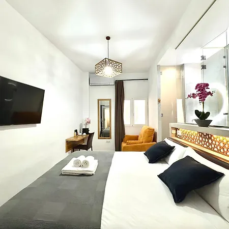 Сasa de vacaciones Unique House - Private Spa&pool -stayinseville *