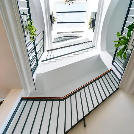 Сasa de vacaciones Unique House - Private Spa&pool -stayinseville