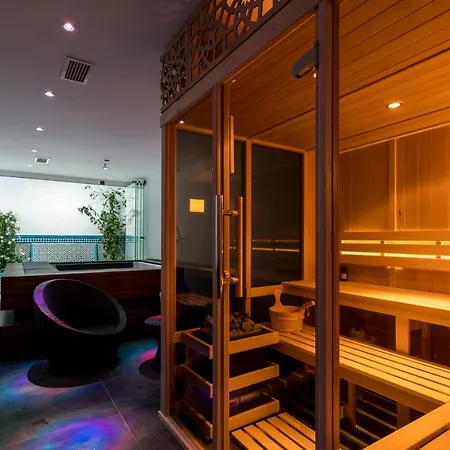 Сasa de vacaciones Unique House - Private Spa&pool -stayinseville *