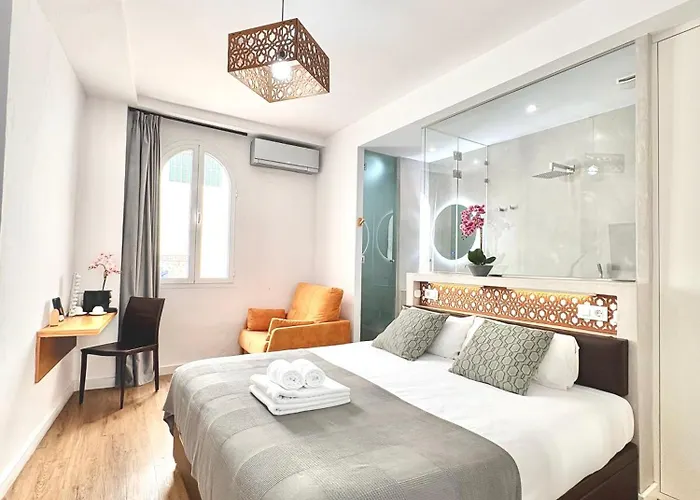 Unique House - Private Spa&pool -stayinseville